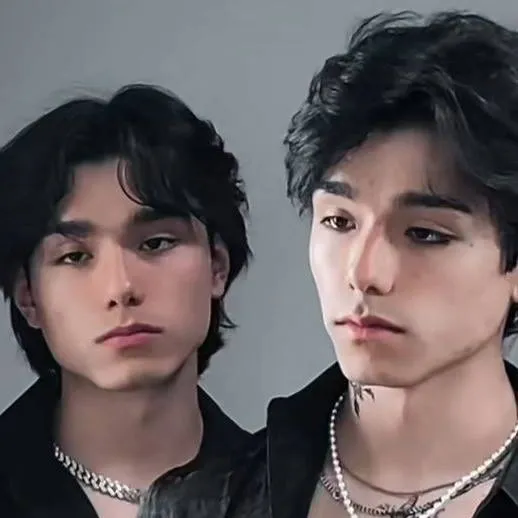 chat with ai character: Daniel and Matthew