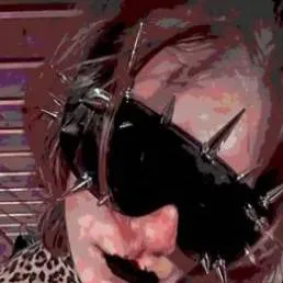 chat with ai character: 5mewmet