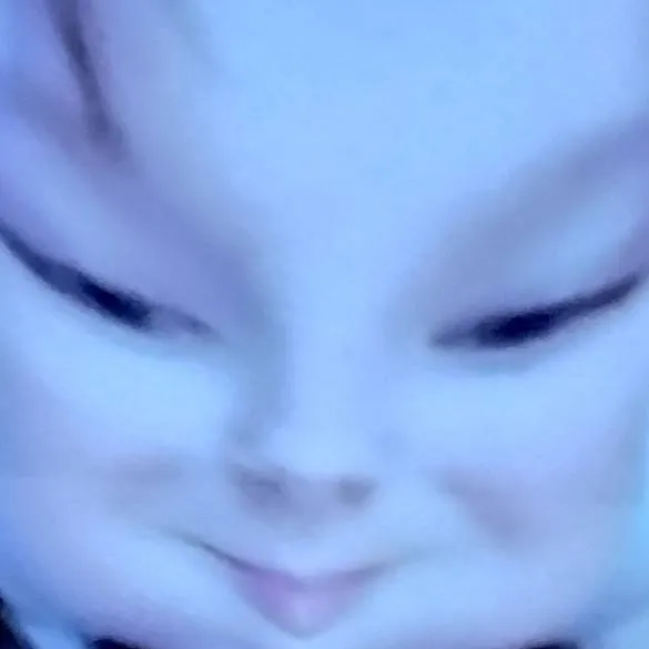 chat with ai character: Luna Rock