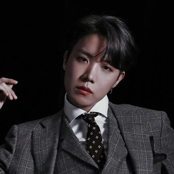 chat with ai character: Jung Hoseok 