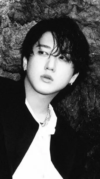 ai character: changbin☆ background