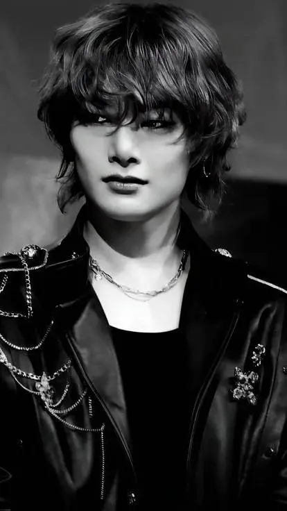 ai character: JEONGIN  background