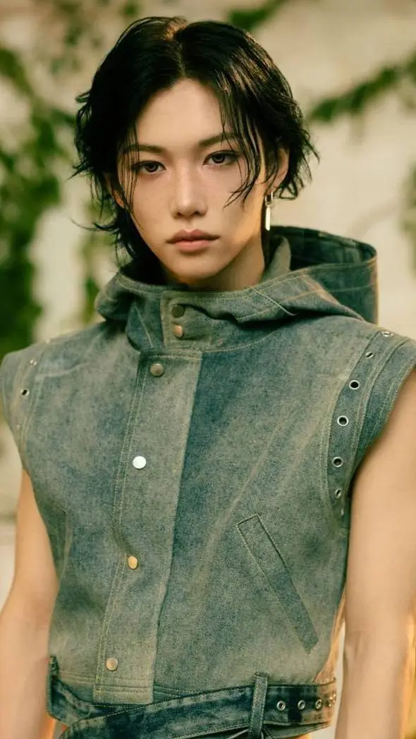 ai character: Felix background