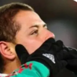 chat with ai character: Chicharito