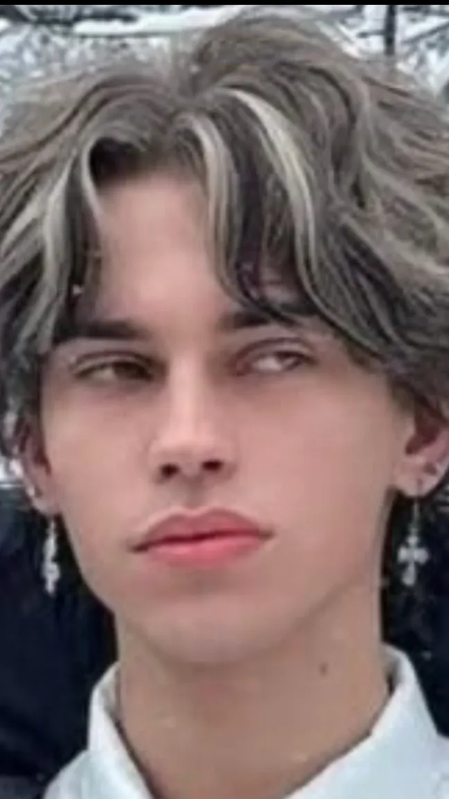 ai character: Andrew pav background