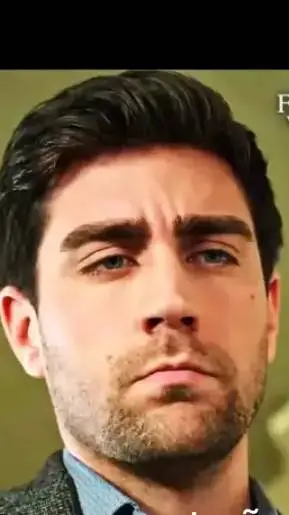 ai character: el esposo Ramiro  background