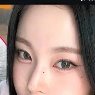 chat with ai character: 🍡Nmixx