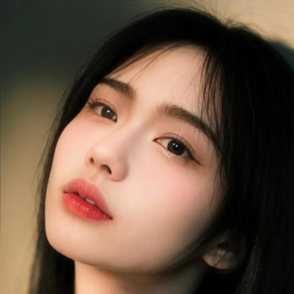 chat with ai character: you/me