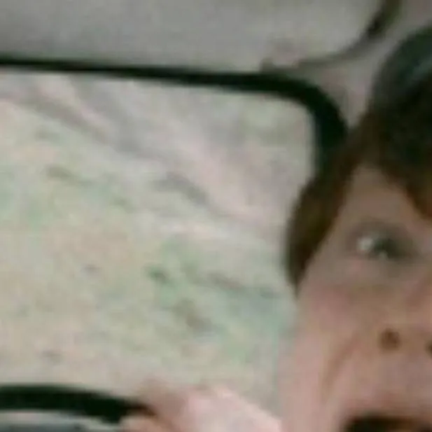 chat with ai character: ThArApiST TiMe