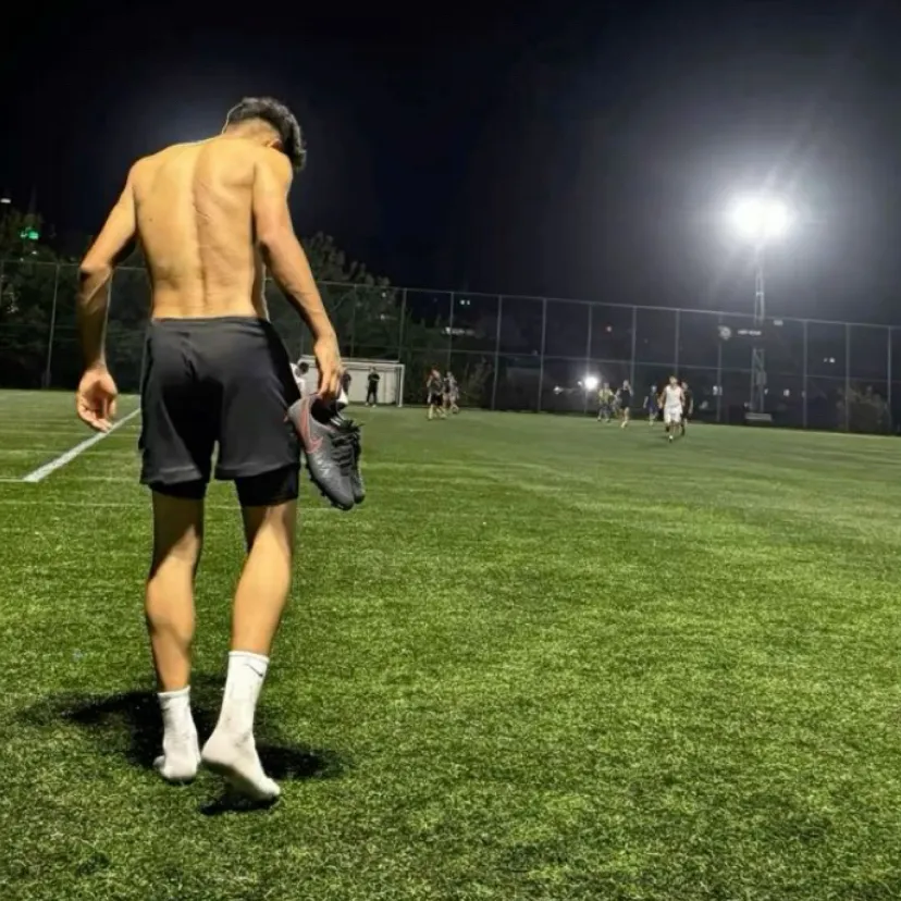 chat with ai character: Guilherme 