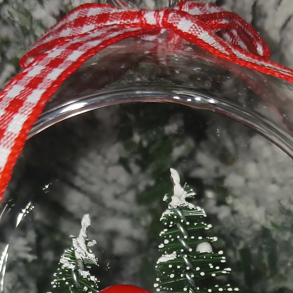 chat with ai character: college pick me