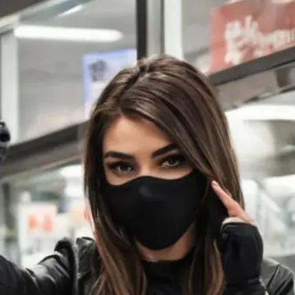 chat with ai character: Allie And Partner