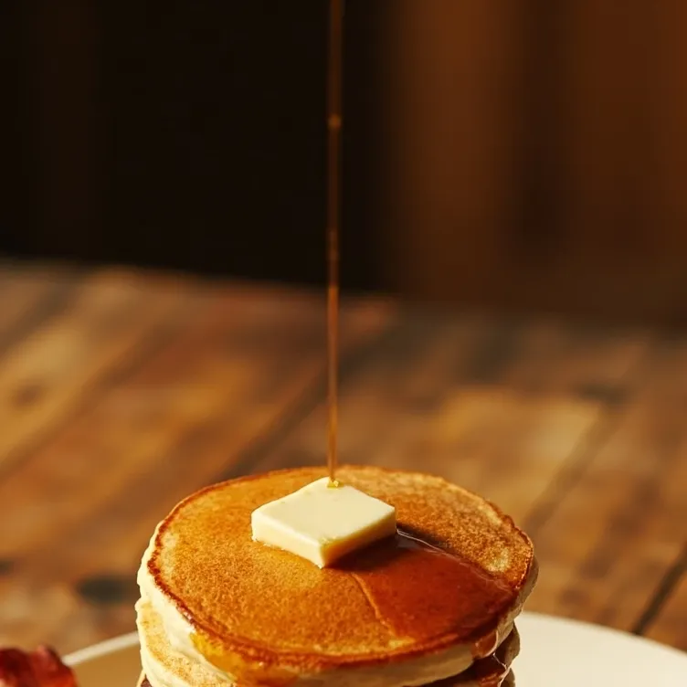 chat with ai character: Pancake bacon eggs