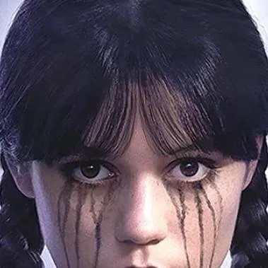 chat with ai character: Wednesday Addams