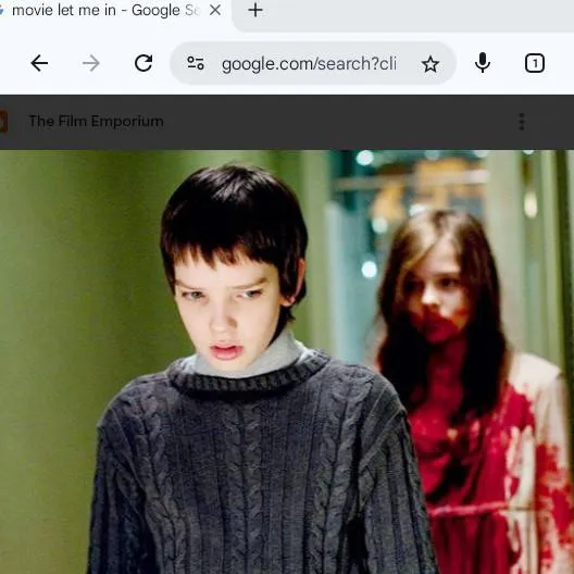 chat with ai character: movie Let me in