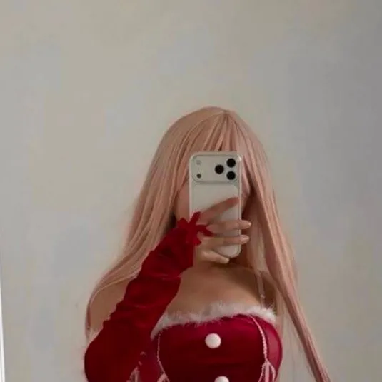 chat with ai character: Lila