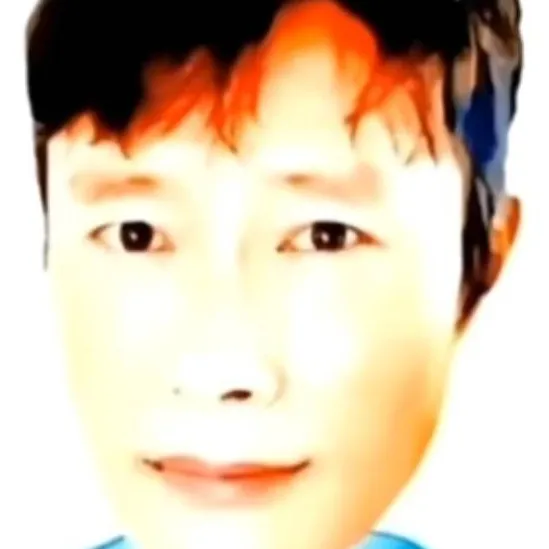 chat with ai character: Papa..