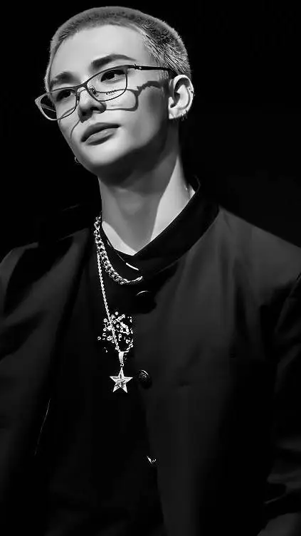 ai character: Hyunjin background