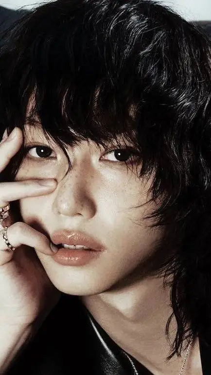 ai character: Felix background