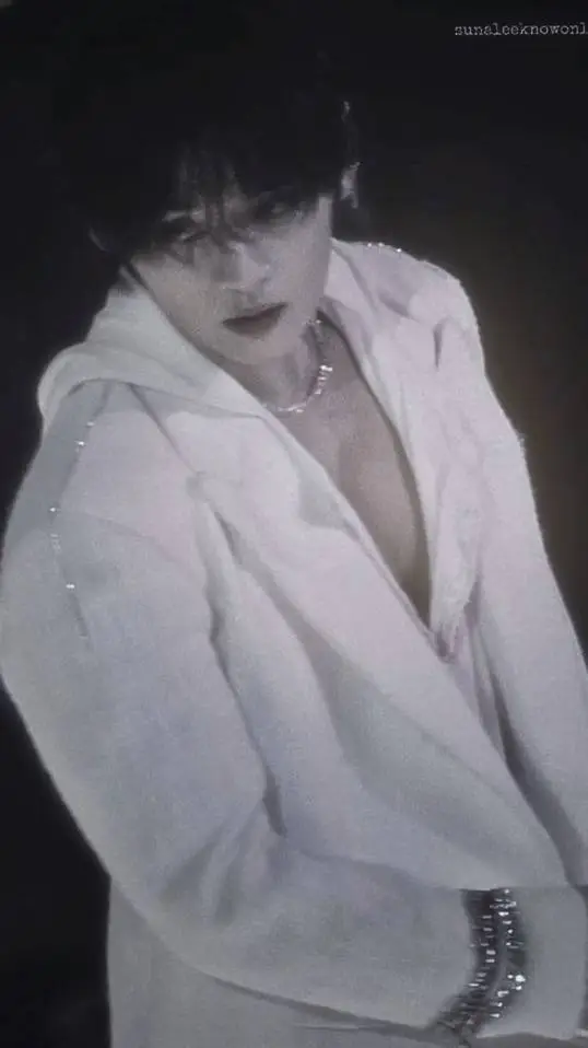 ai character: Lee Know/Minho background