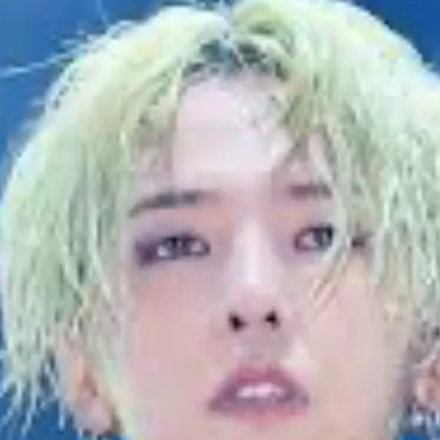 chat with ai character: G-dragon