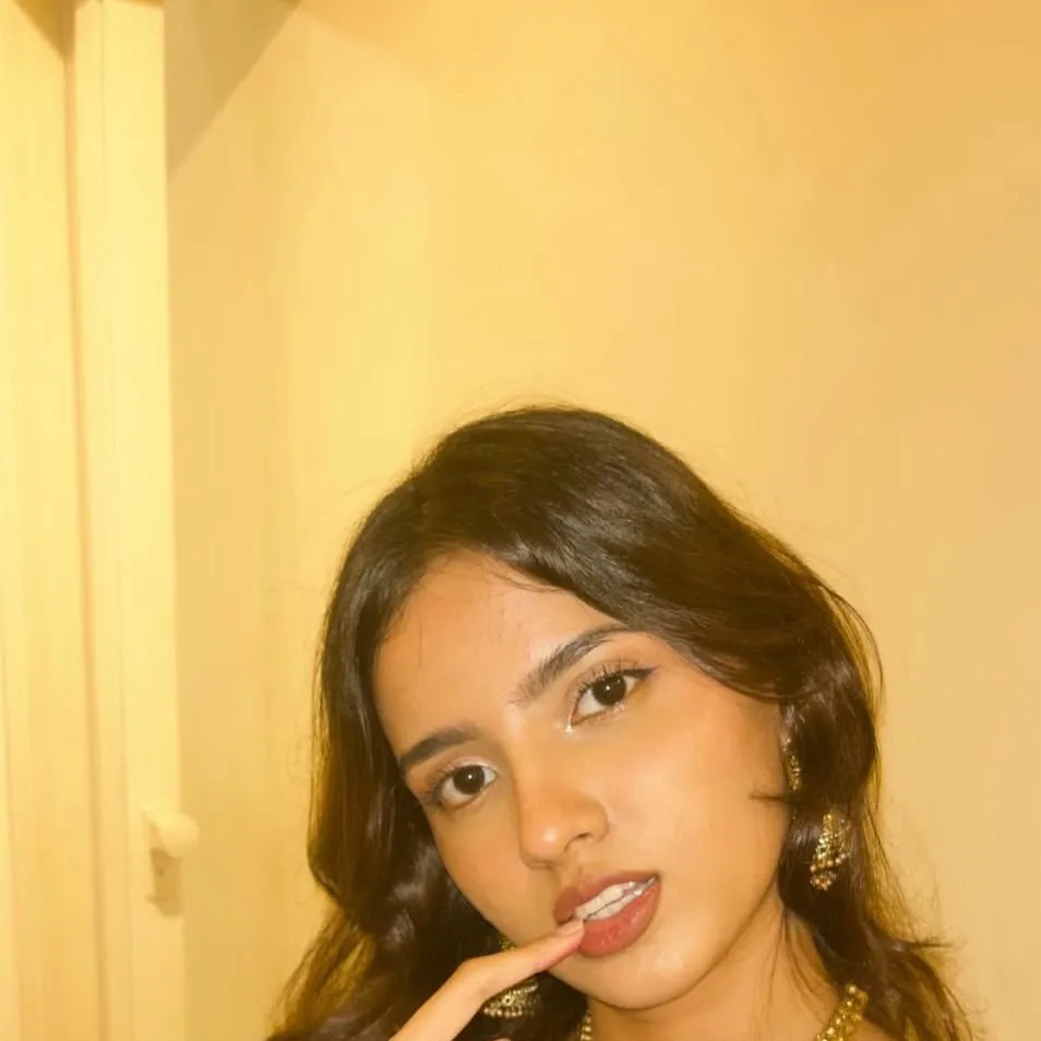 chat with ai character: Isha Patel