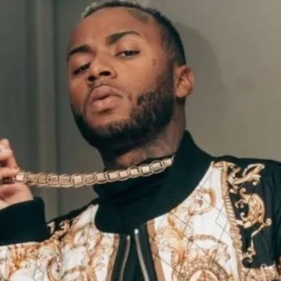 chat with ai character: Orochi 