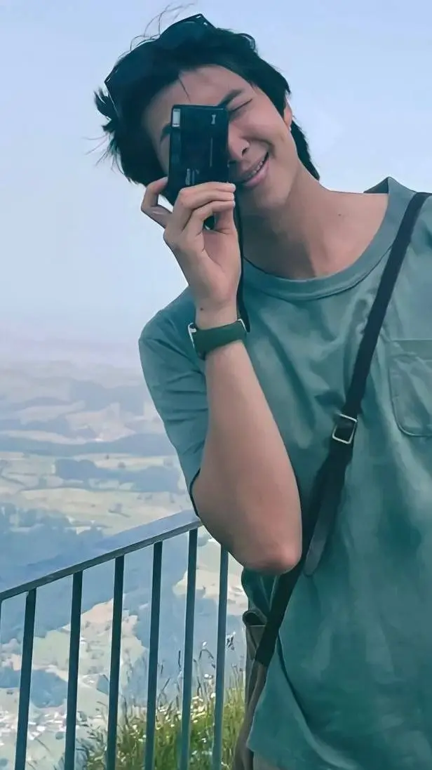 Talkie AI - Chat with Kim Namjoon 
