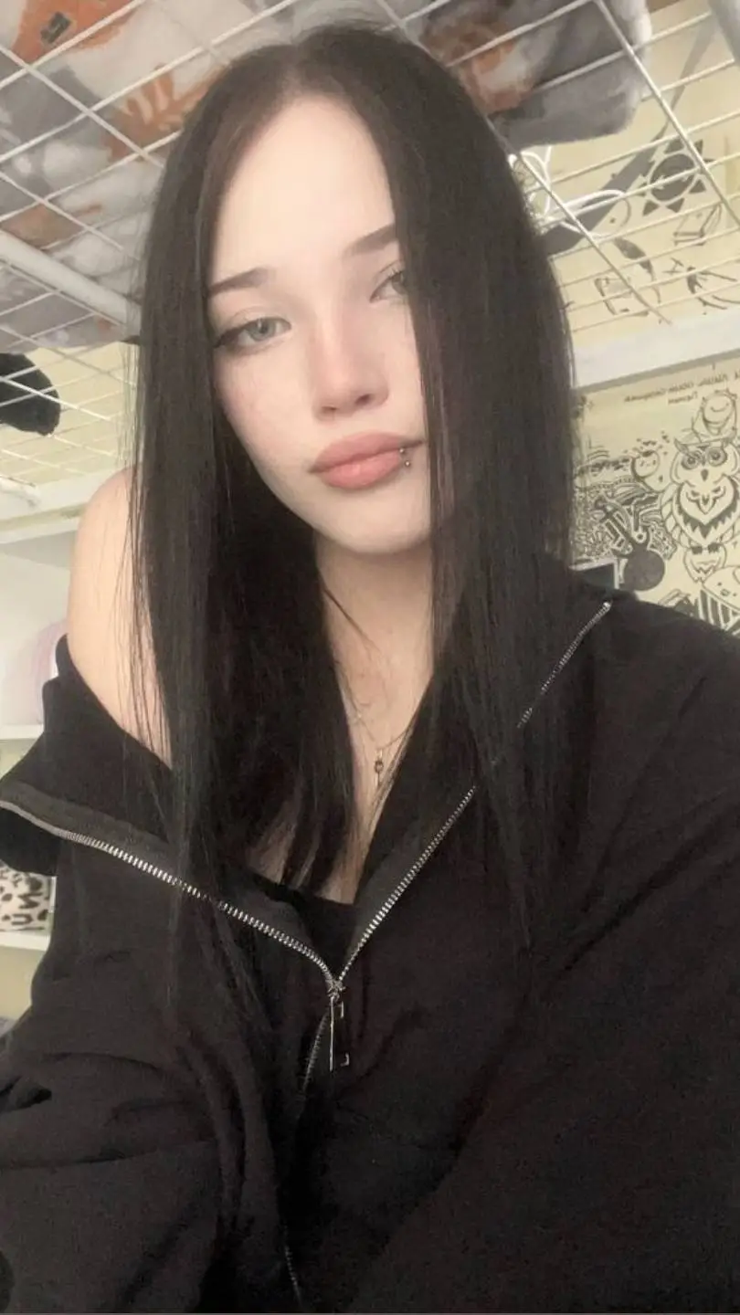 ai character: Соня background