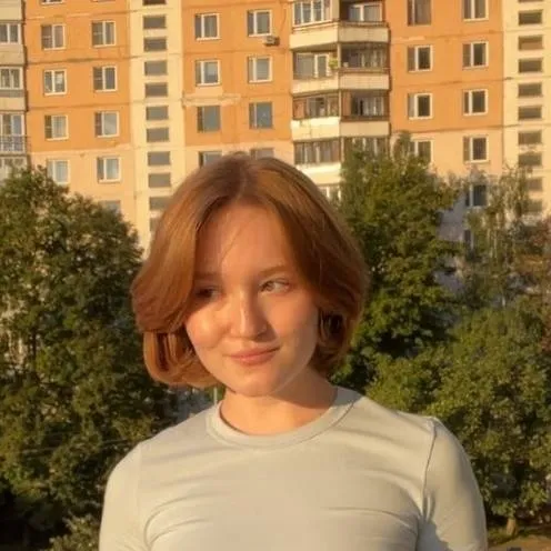 chat with ai character: Anastasia