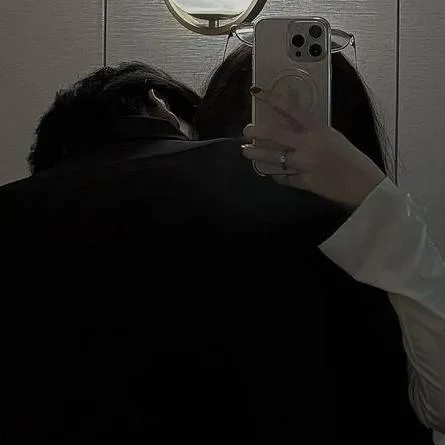 chat with ai character: Enzo 