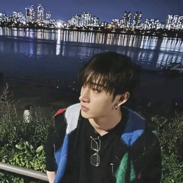 chat with ai character: Bangchan 
