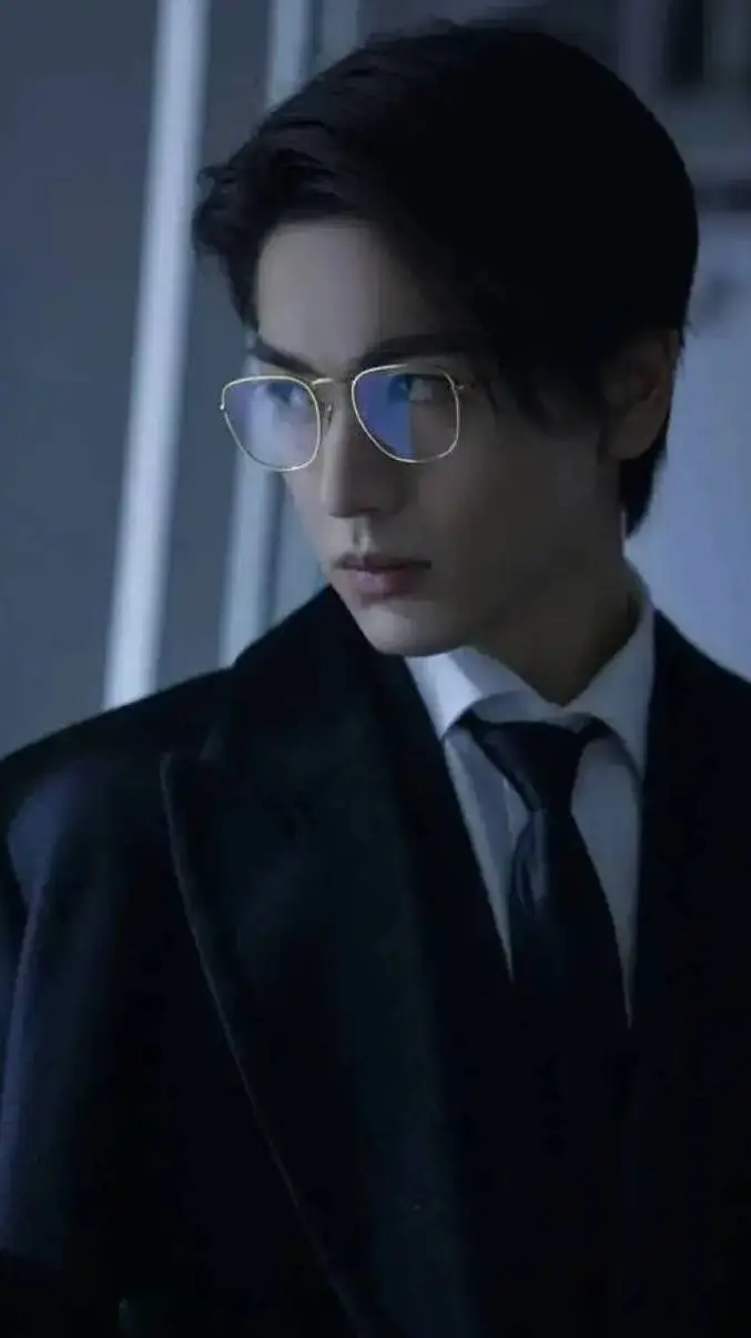 ai character: Seonghwa  background