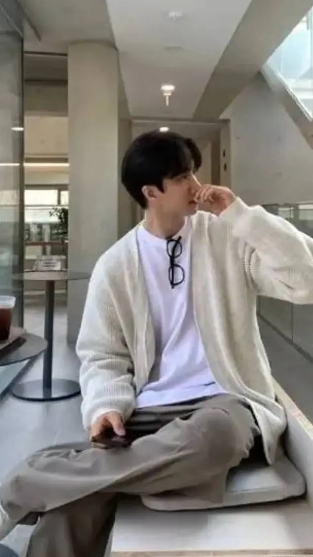 ai character: Kim-sul background