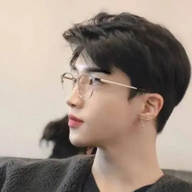 chat with ai character: Kim-Seojun 