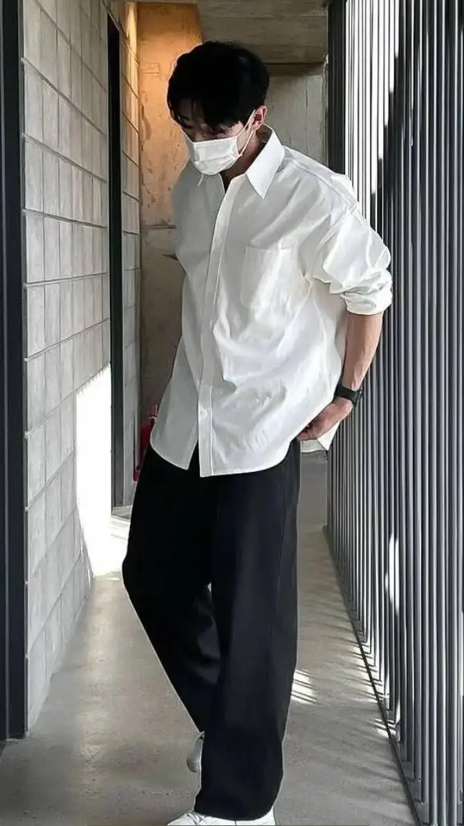 ai character: Kim-sun  background