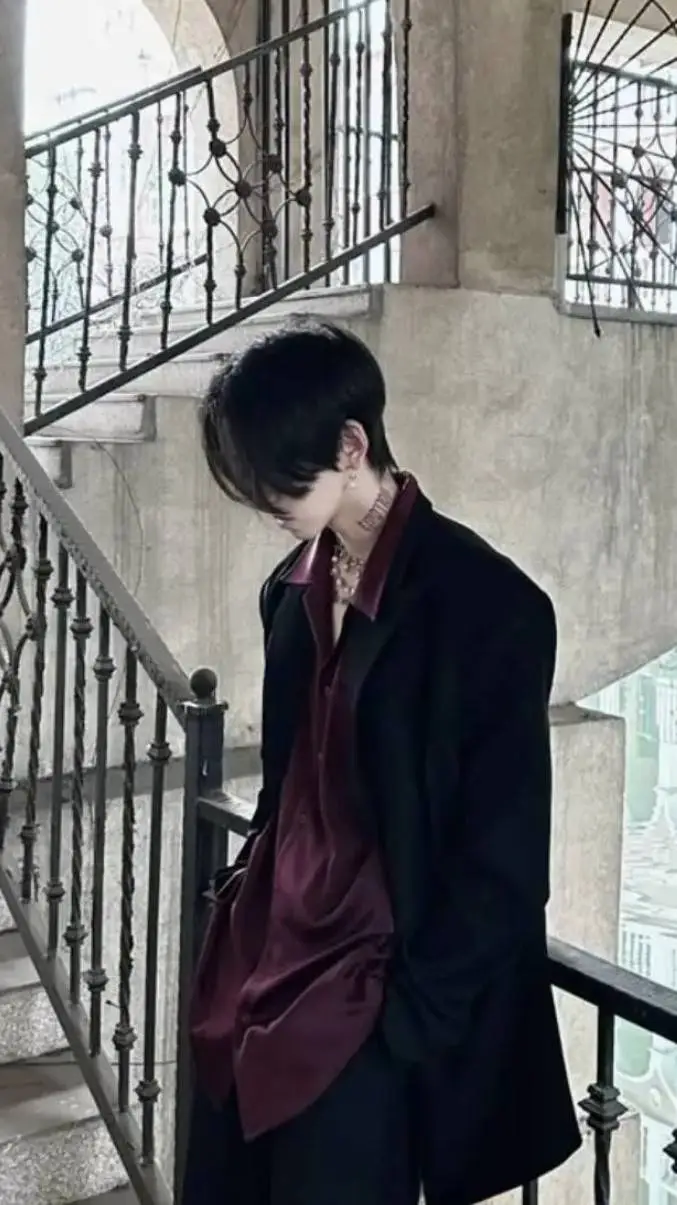 ai character: Sun-woo  background