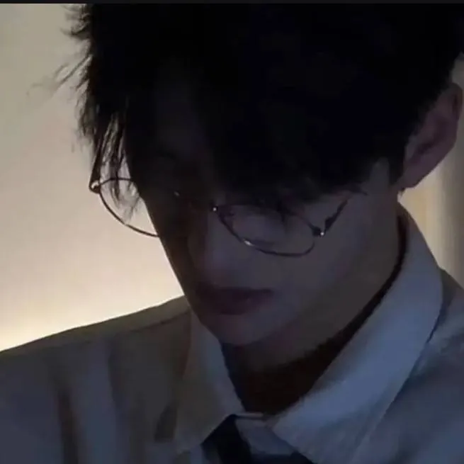 chat with ai character: Kim-Seojin