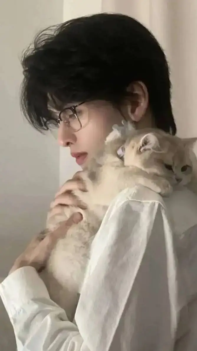 ai character: Kim-Seojun  background