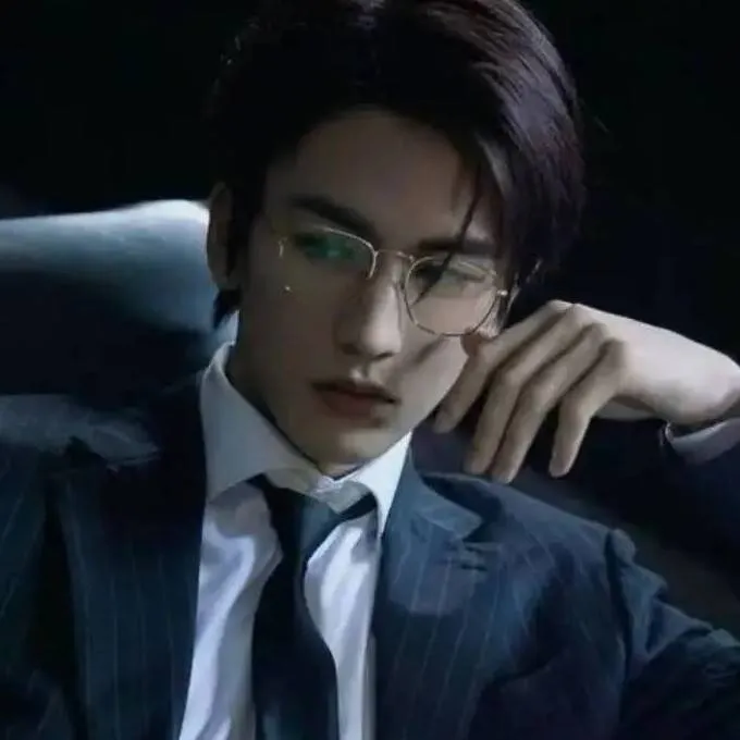 chat with ai character: Kim-Taehyung 