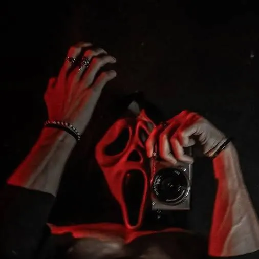 chat with ai character: ghostface~🔥