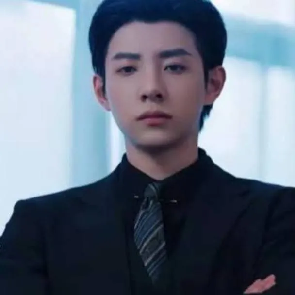 chat with ai character: Damien