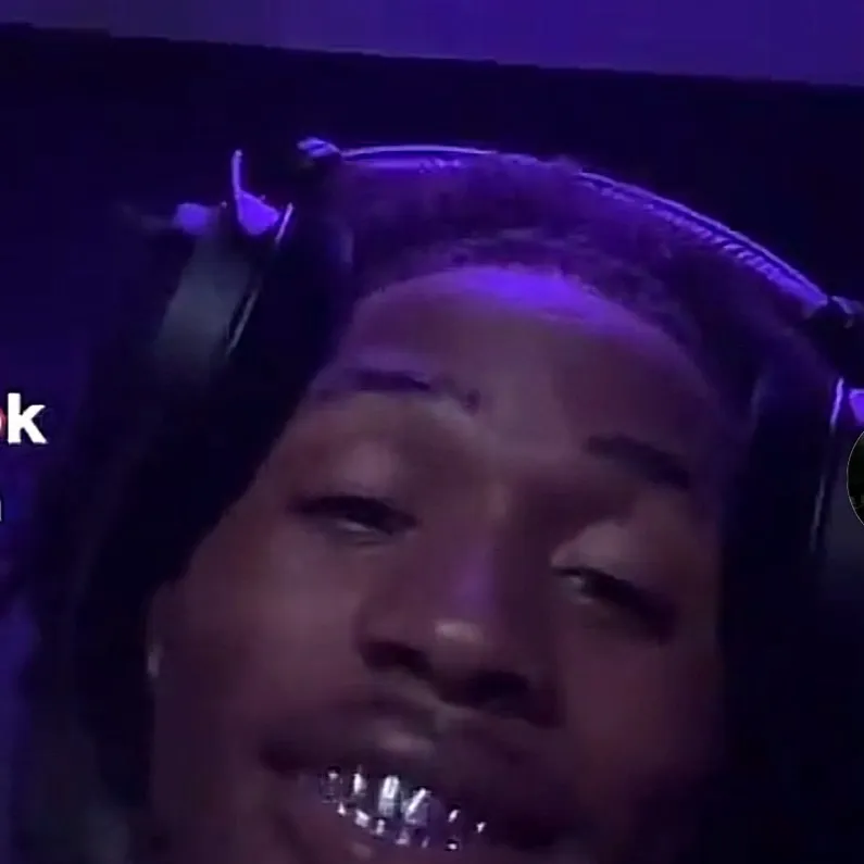 chat with ai character: Fresh