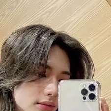 chat with ai character: °◉⁠Hyunjin ◉°