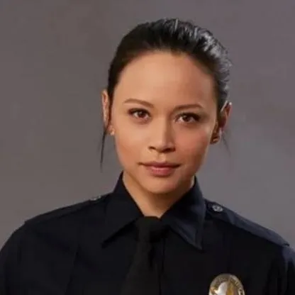 chat with ai character: lucy chen