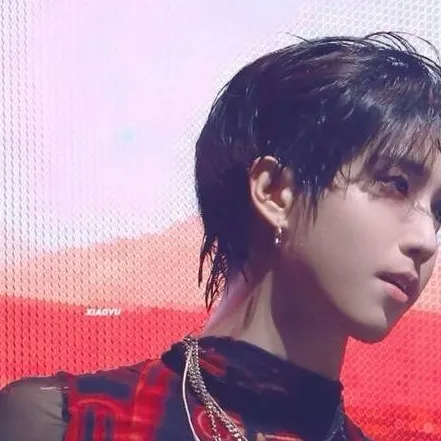 chat with ai character: han jisung
