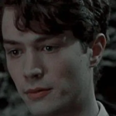 chat with ai character: Tom riddle