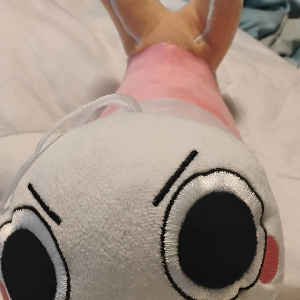 chat with ai character: shrimpo