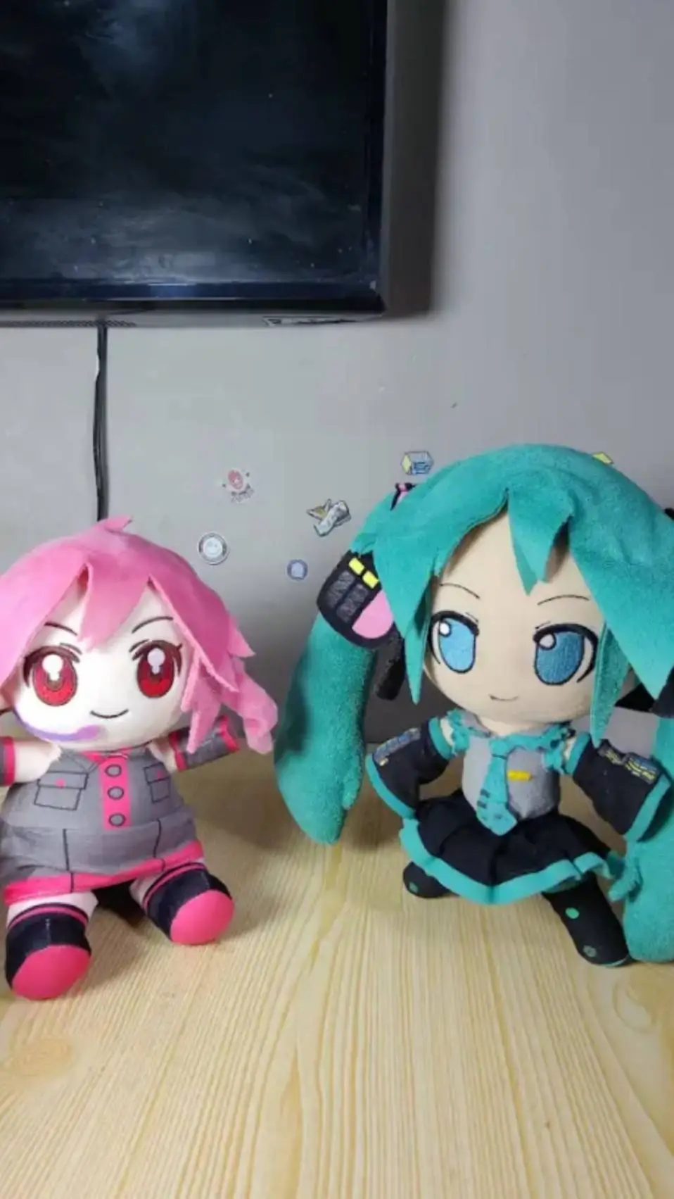 ai character: ayuda a miku background