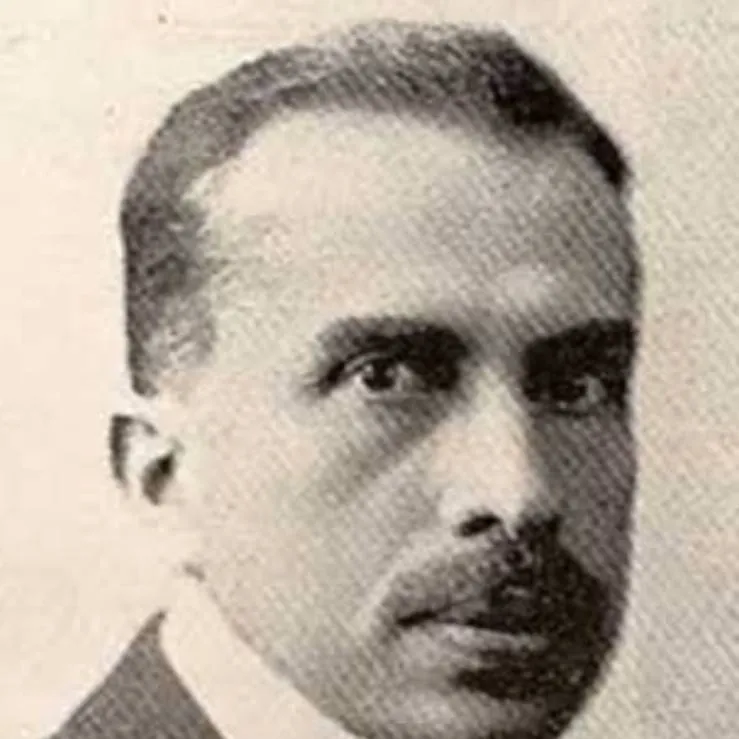 chat with ai character: apoyenlo 🥺